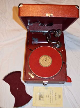 HMV 102E Red Gramophone