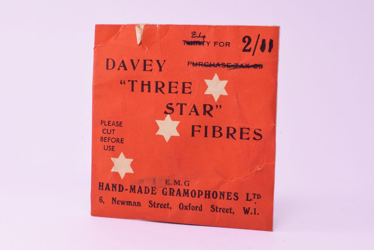 https://www.gramophonemuseum.com/images/Machines/EMG%20Motors%20acc/Davey%203star%20fiber/davey-three-star-needles.jpg